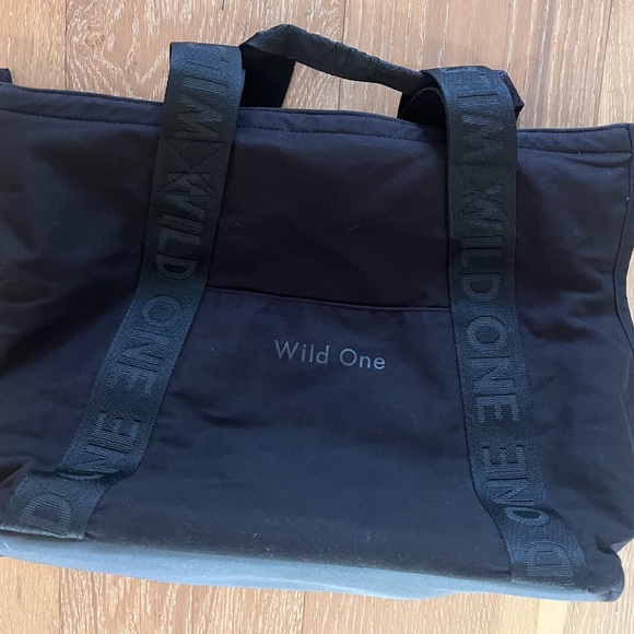 Wild One 🖤Cotton Everyday Dog Carrier - Picture 2 of 11